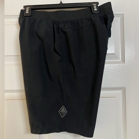 PRANA  BLACK BREATHE ELASTIC WAIST SHORTS - Picture 5 of 8